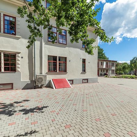 Vabaduse Apartments パルヌ エクステリア 写真