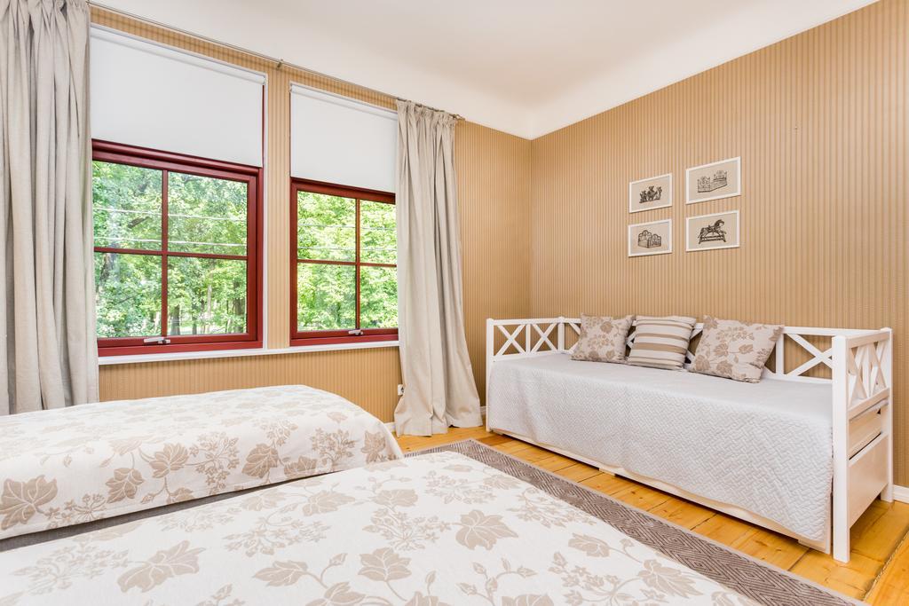 Vabaduse Apartments パルヌ エクステリア 写真