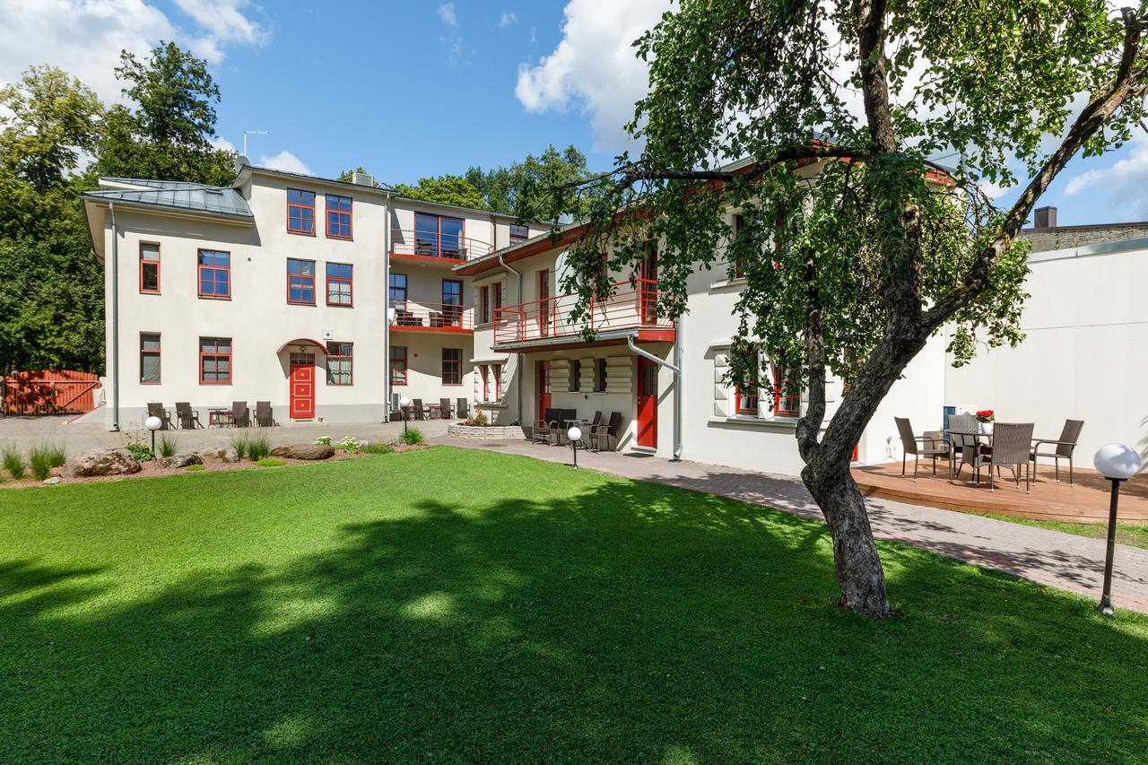 Vabaduse Apartments パルヌ エクステリア 写真